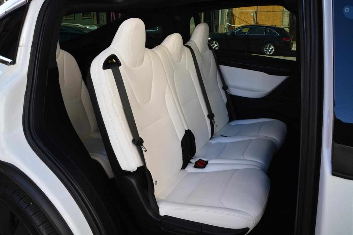 tesla-model-x-2020-eletrico