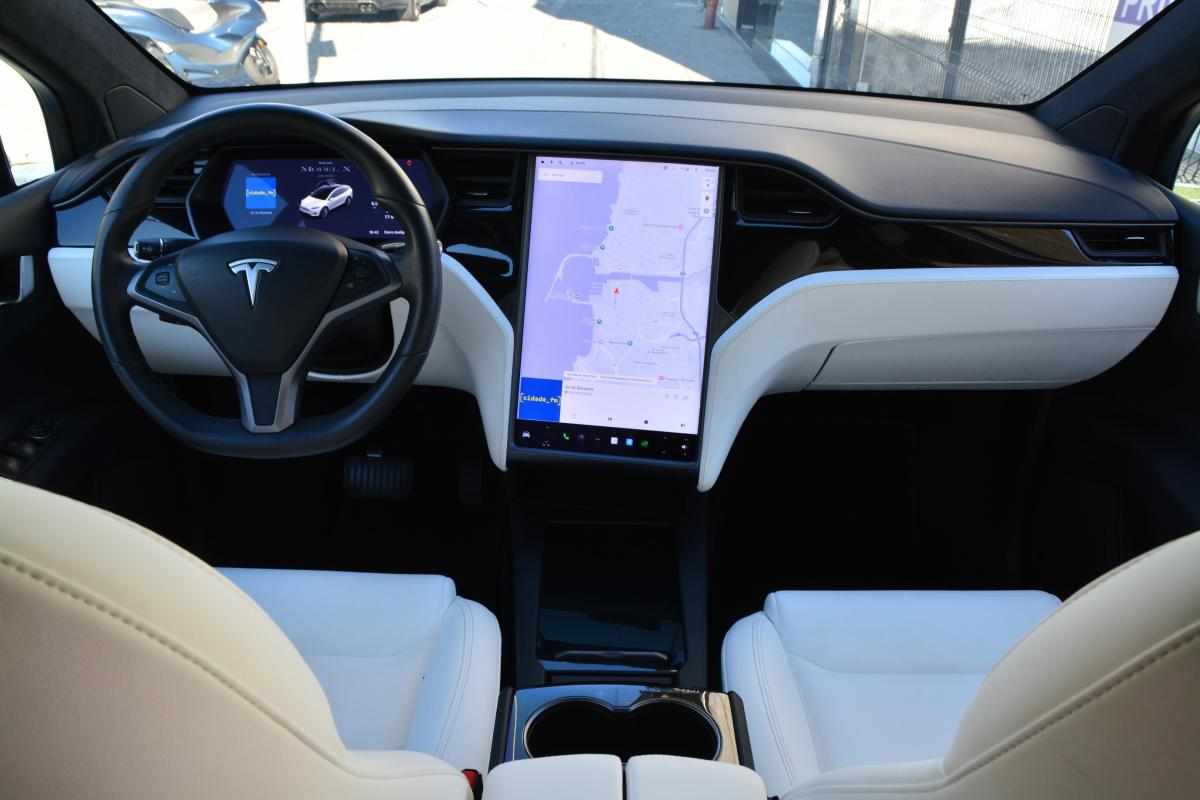 tesla-model-x-2020-eletrico