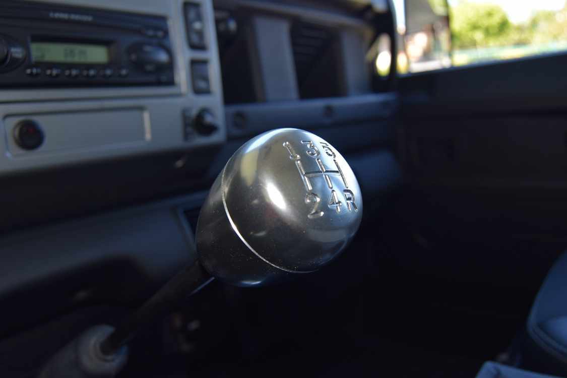 land-rover-defender-2005-diesel-2495cc