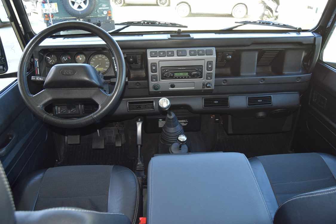 land-rover-defender-2005-diesel-2495cc