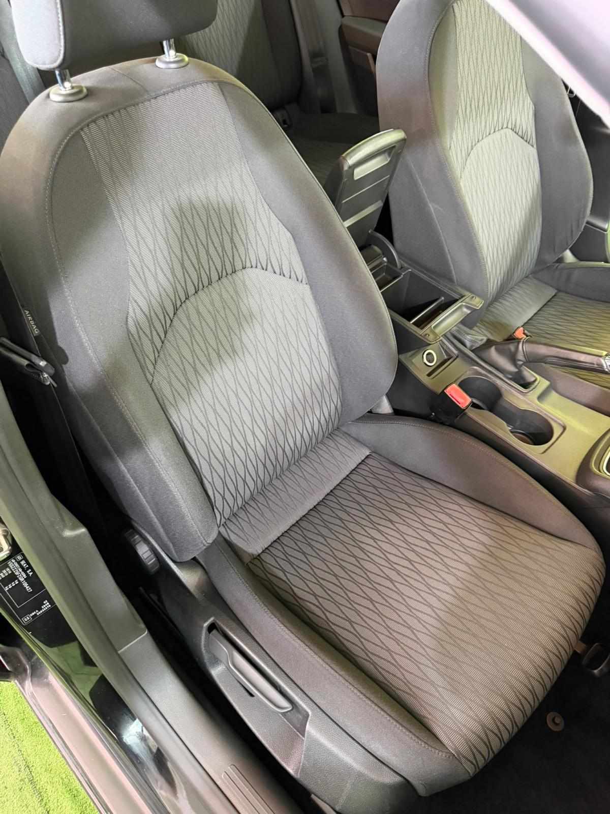 seat-leon-1-6-tdi-ecomotive-2016-diesel-1598cc