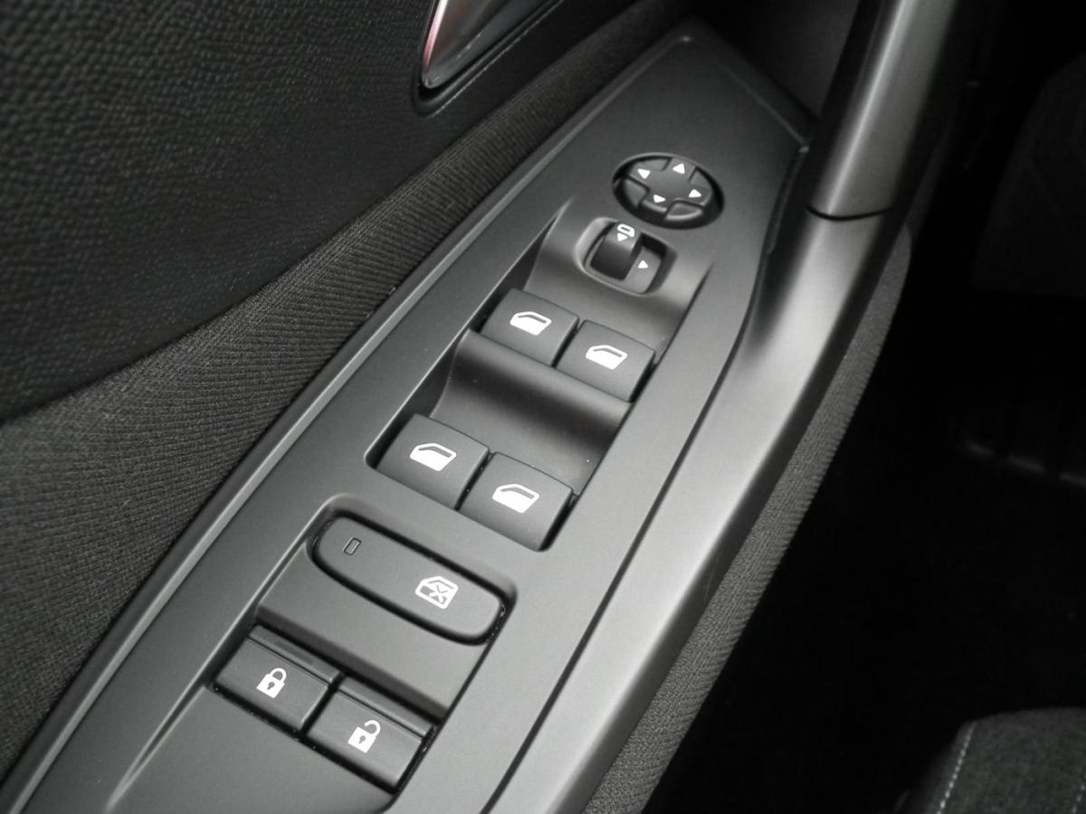 peugeot-308-2024-diesel-1499cc