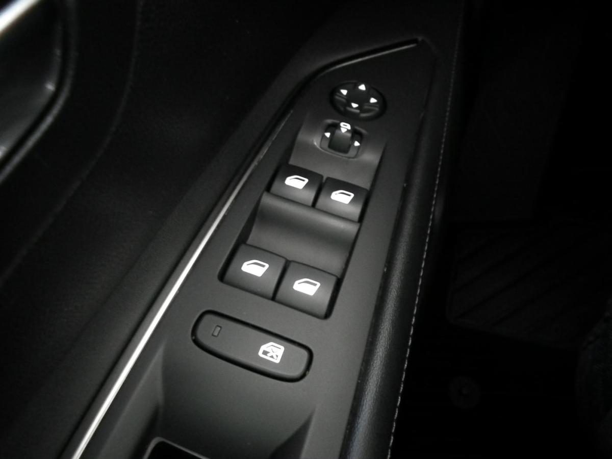 peugeot-3008-2019-diesel-1499cc