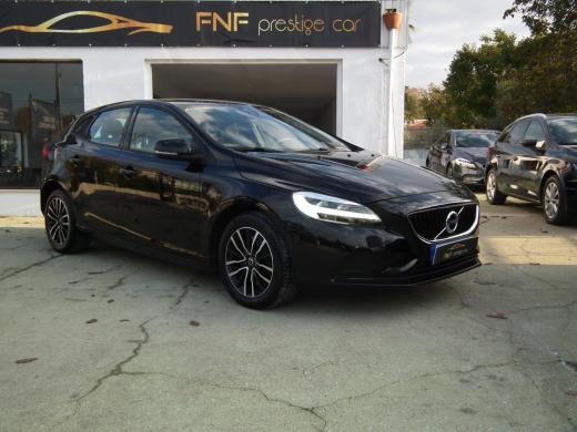 volvo-v40-2019-diesel-1969cc