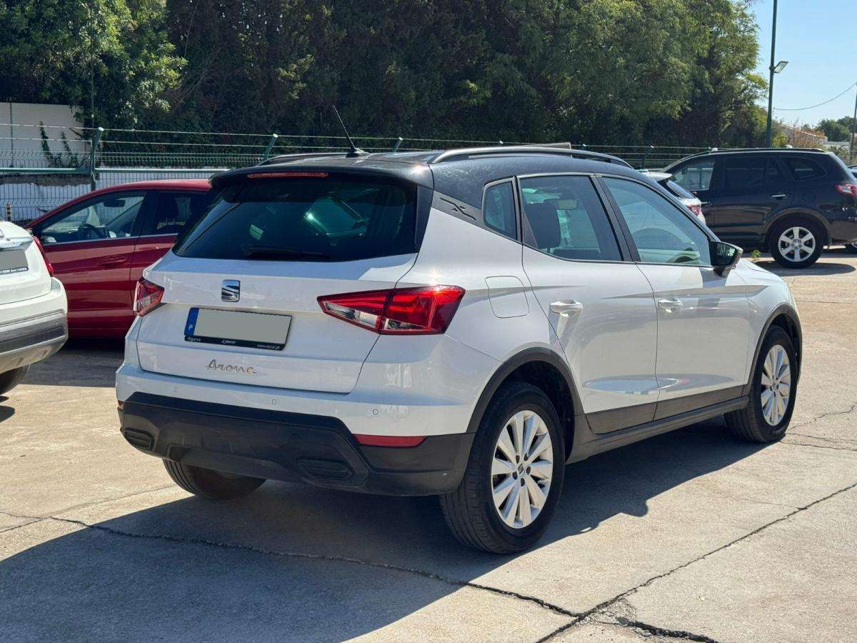 seat-arona-2023-gasolina-1000cc