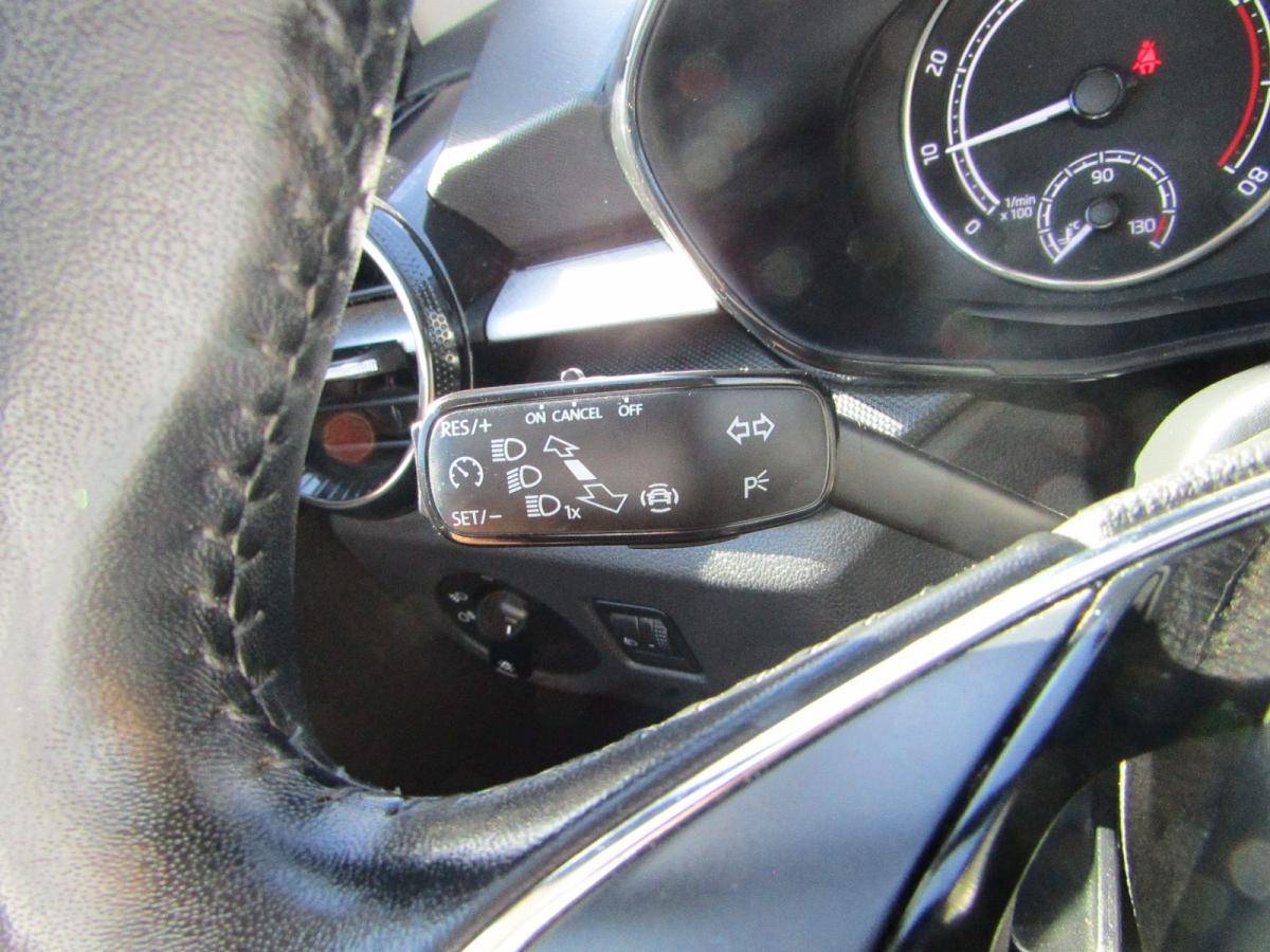 skoda-fabia-2023-gasolina-999cc