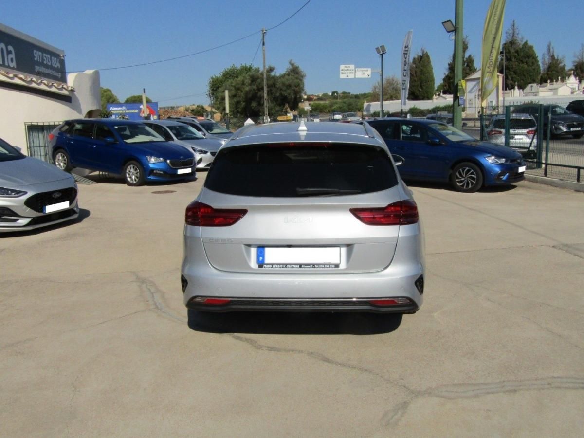 kia-ceed-2024-gasolina-998cc