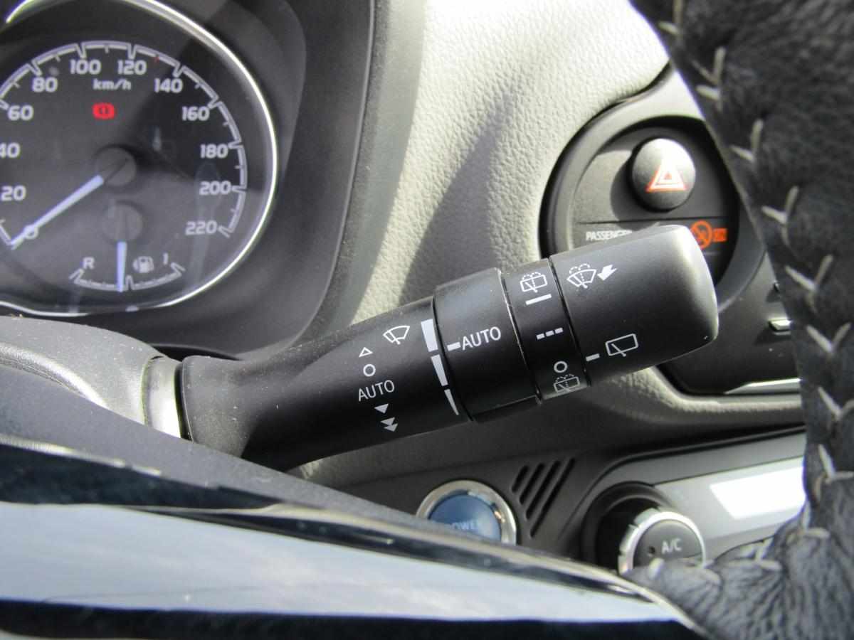 toyota-yaris-hybrid-1-5-vvt-i-2019-gasolina-1497cc