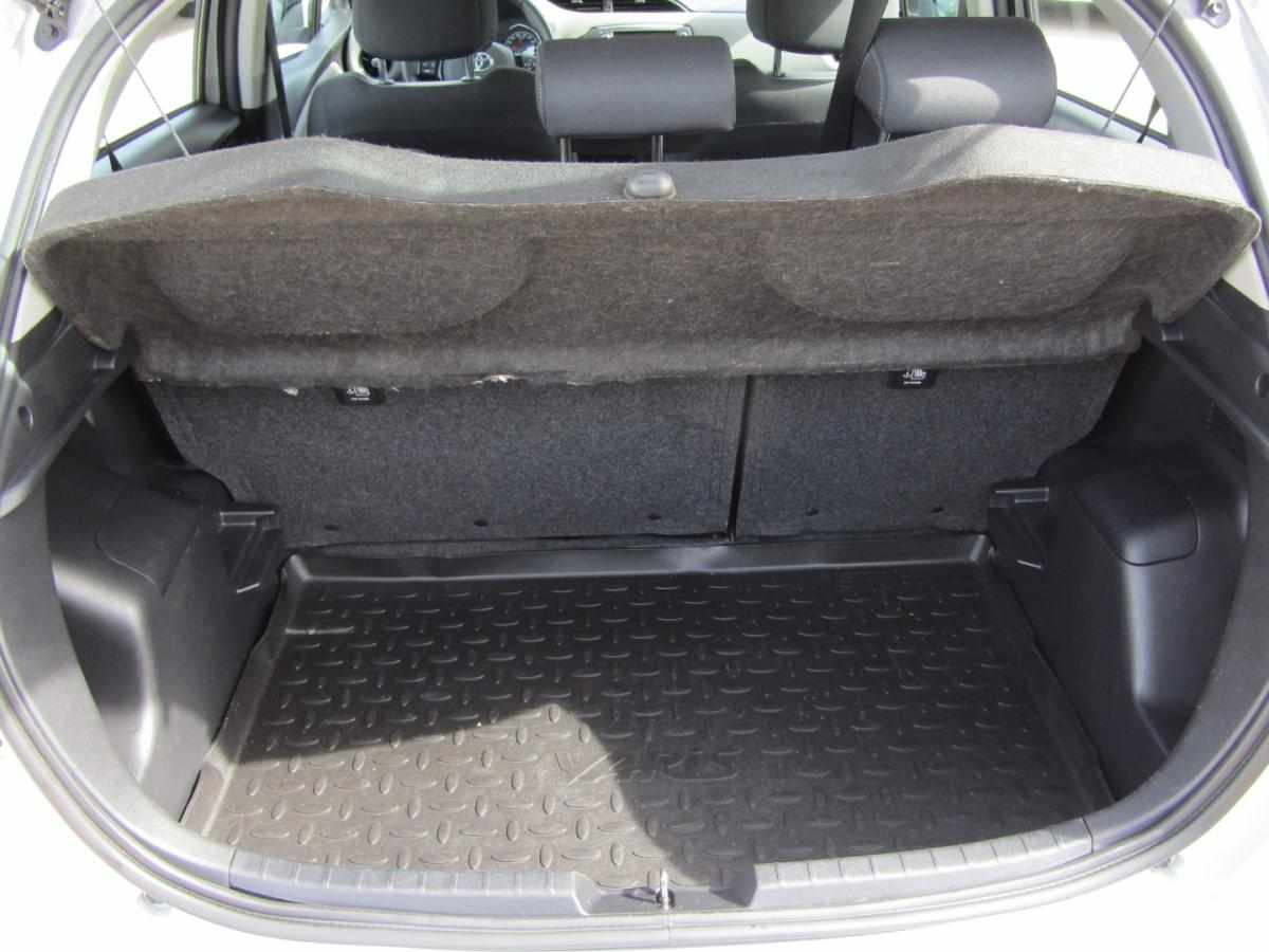 toyota-yaris-hybrid-1-5-vvt-i-2019-gasolina-1497cc
