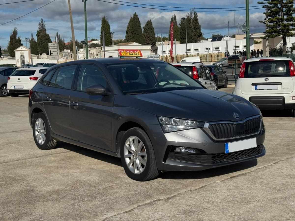 skoda-scala-1-0-tsi-2022-gasolina-999cc