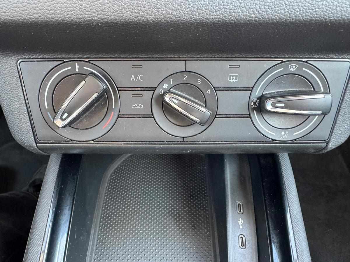 skoda-scala-1-0-tsi-2022-gasolina-999cc