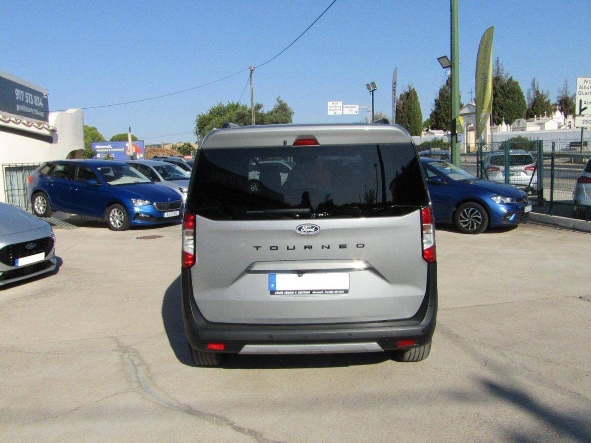 ford-tourneo-courier-2025-gasolina-999cc