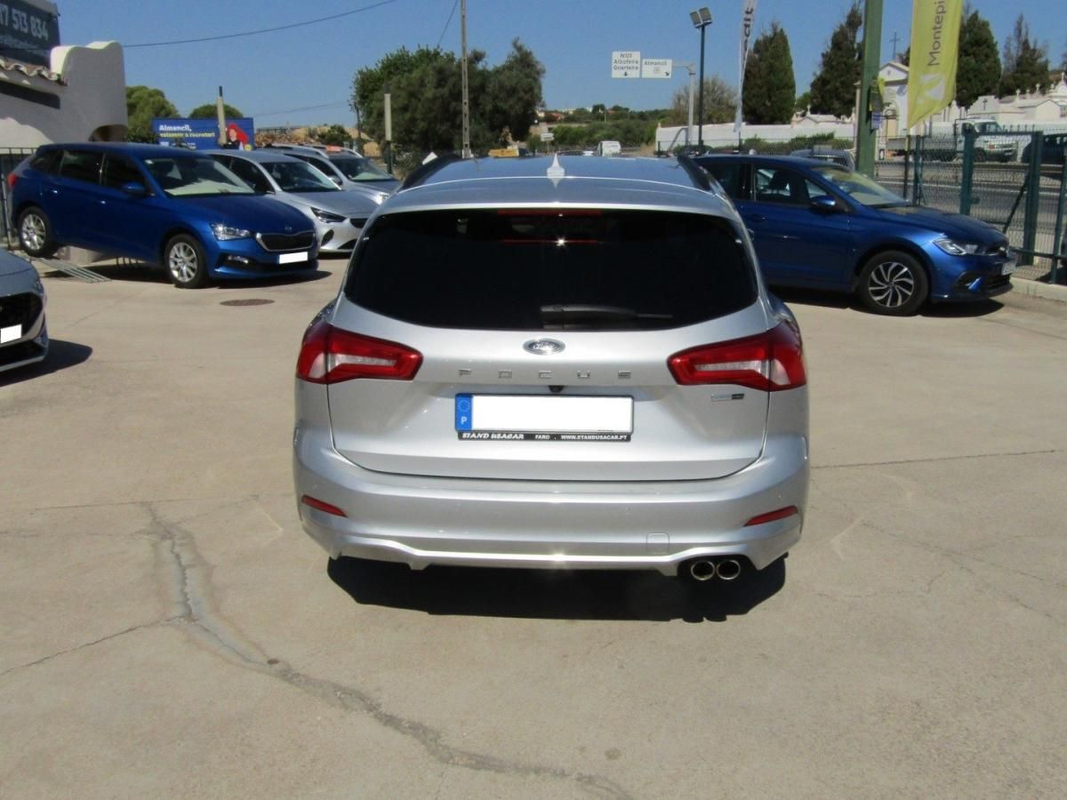 ford-focus-sw-2022-hibrido-999cc