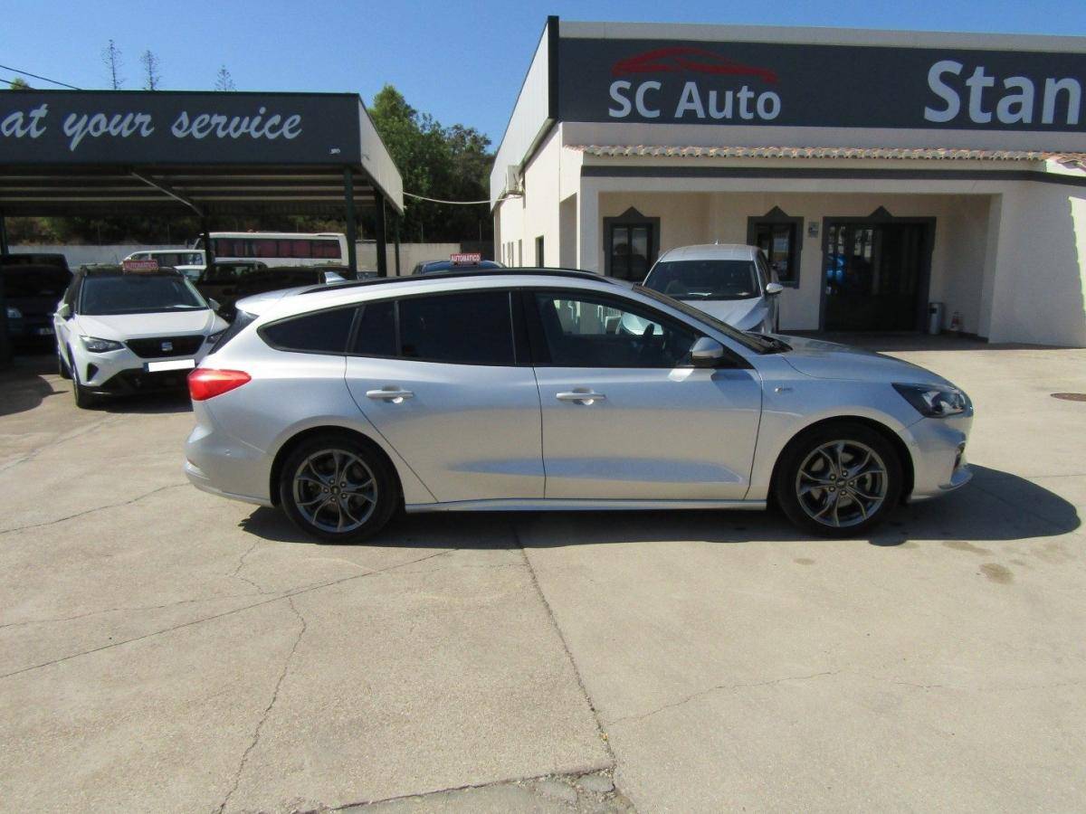 ford-focus-sw-2022-hibrido-999cc
