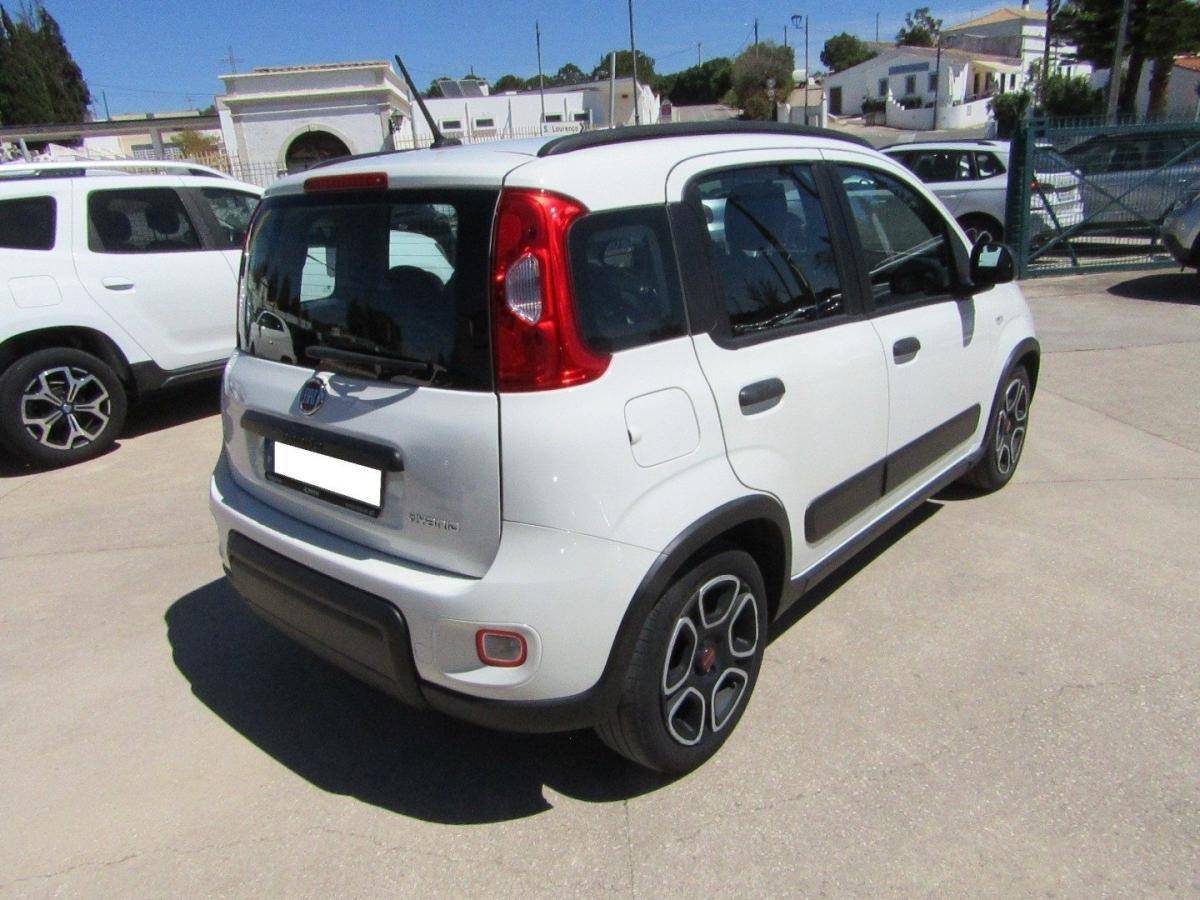 fiat-panda-2022-hibrido-999cc