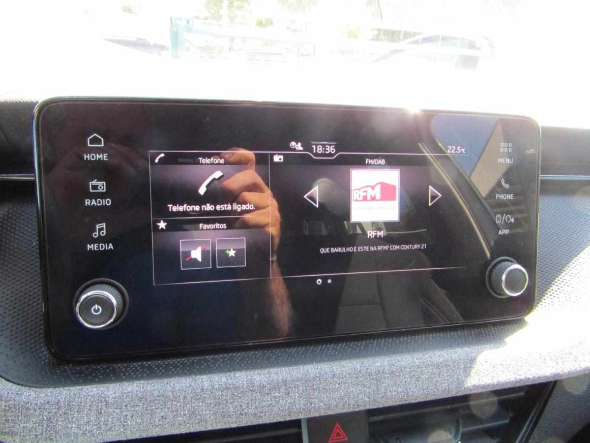 skoda-scala-1-0-tsi-2024-gasolina-999cc