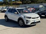 kia-stonic-2024-gasolina-1200cc