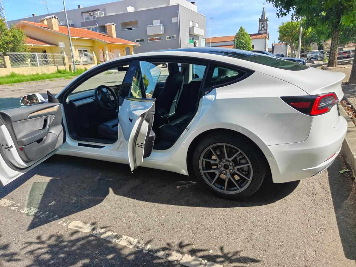 tesla-model-3-long-range-awd-2021-eletrico