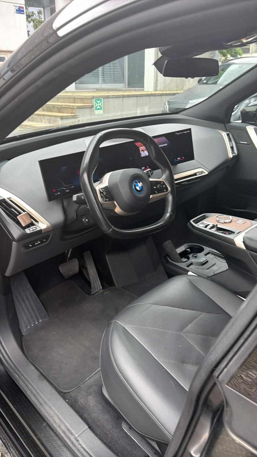 bmw-ix-xdrive40-2022-eletrico