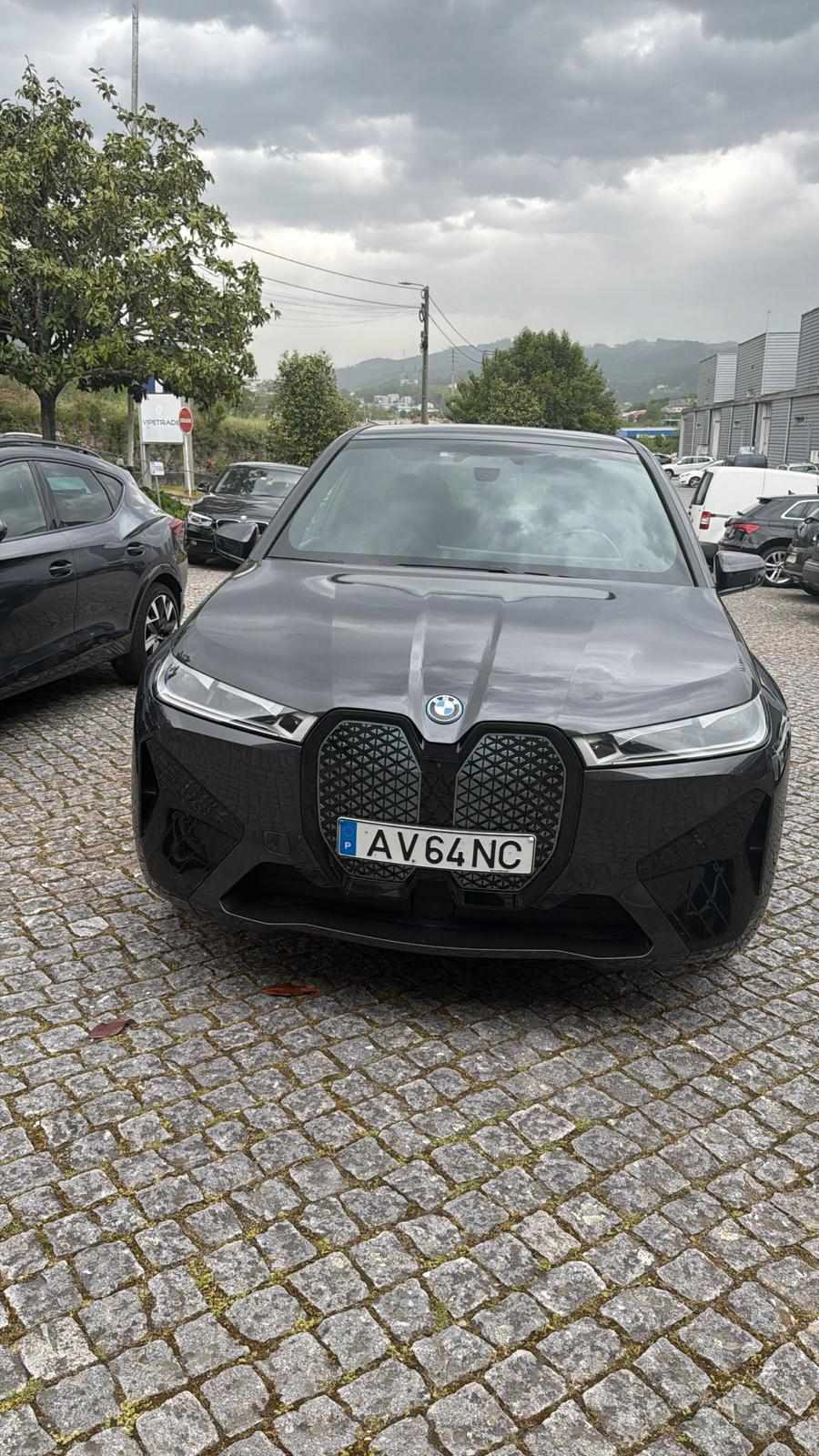 bmw-ix-xdrive40-2022-eletrico