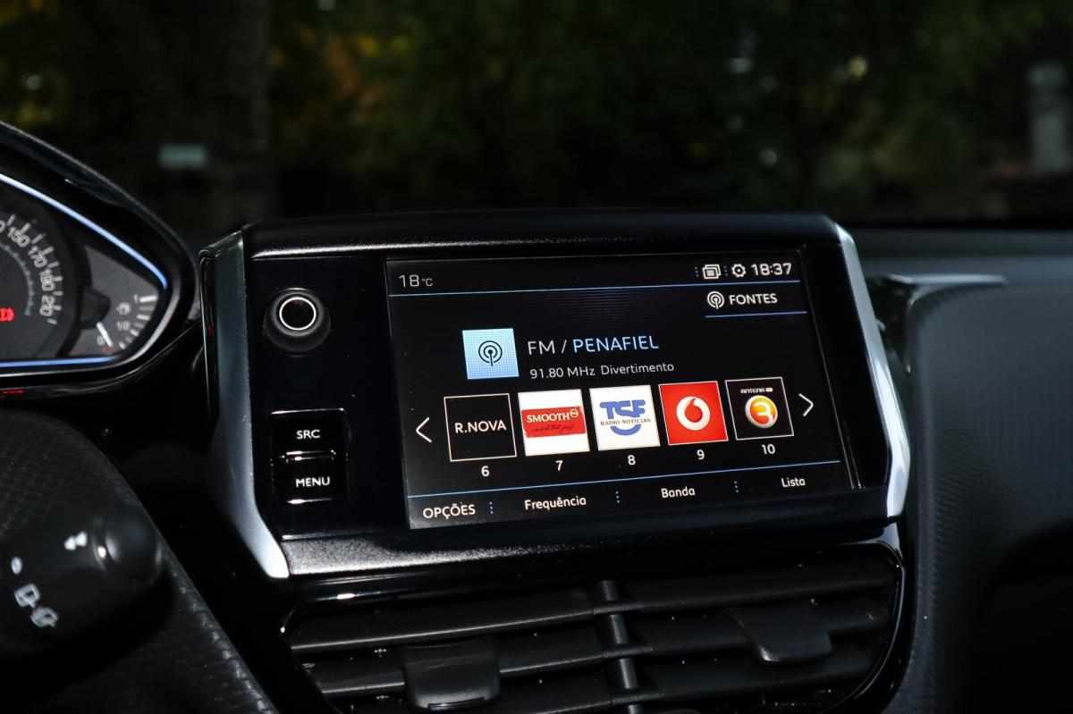 peugeot-2008-1-2-vti-2017-gasolina-1199cc