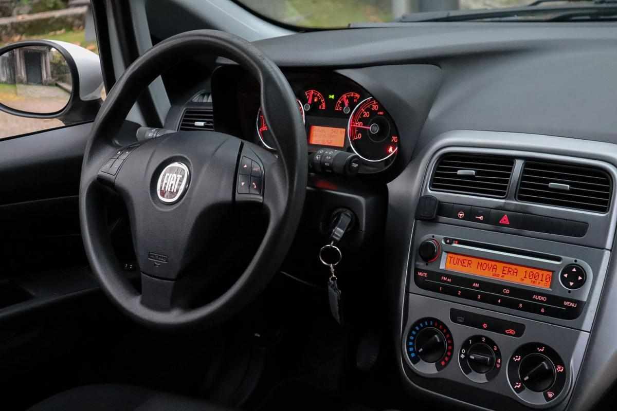 fiat-punto-1-3-jtd-1-2-2014-diesel-1248cc