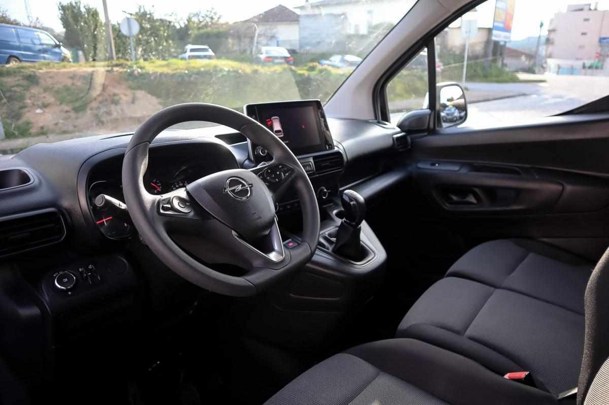 opel-combo-1-5-2020-diesel-1499cc