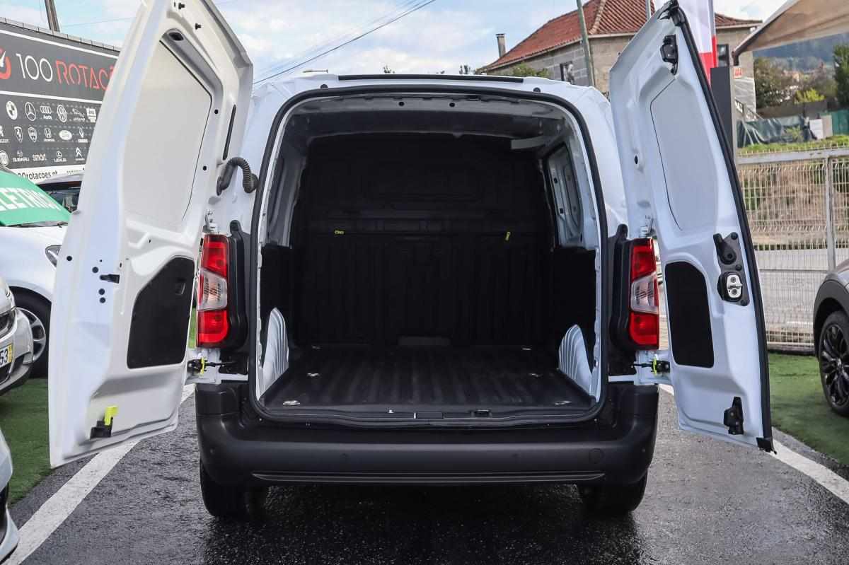 opel-combo-1-5-2020-diesel-1499cc