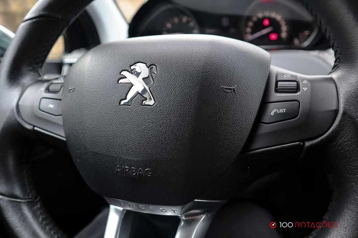 peugeot-208-1-2-puretech-2017-gasolina-1199cc