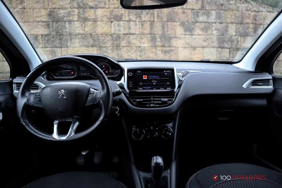 peugeot-208-1-2-puretech-2017-gasolina-1199cc