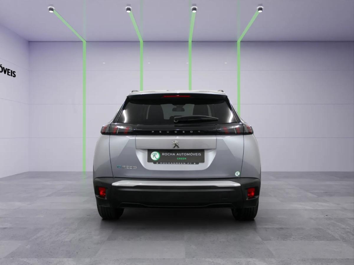 peugeot-e-2008-2023-eletrico-0cc