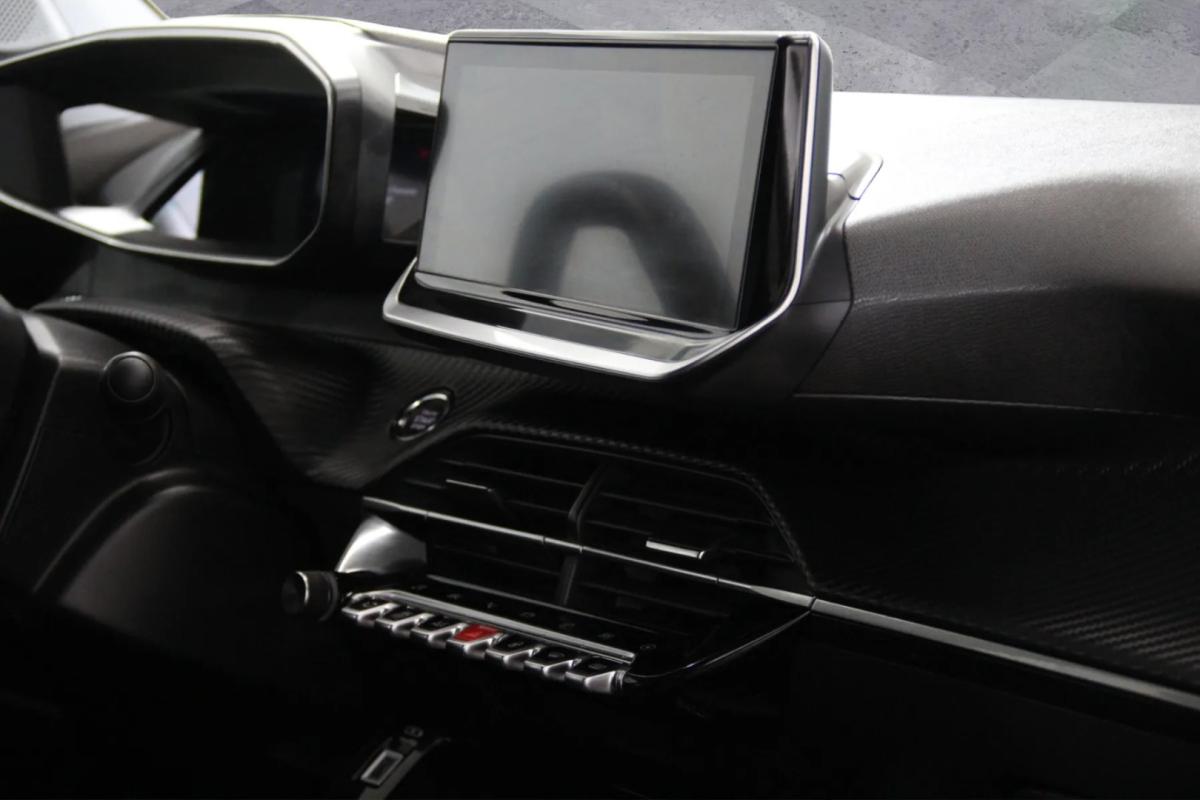 peugeot-e-2008-2023-eletrico-0cc