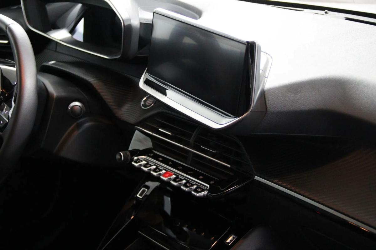 peugeot-e-208-2023-eletrico-0cc