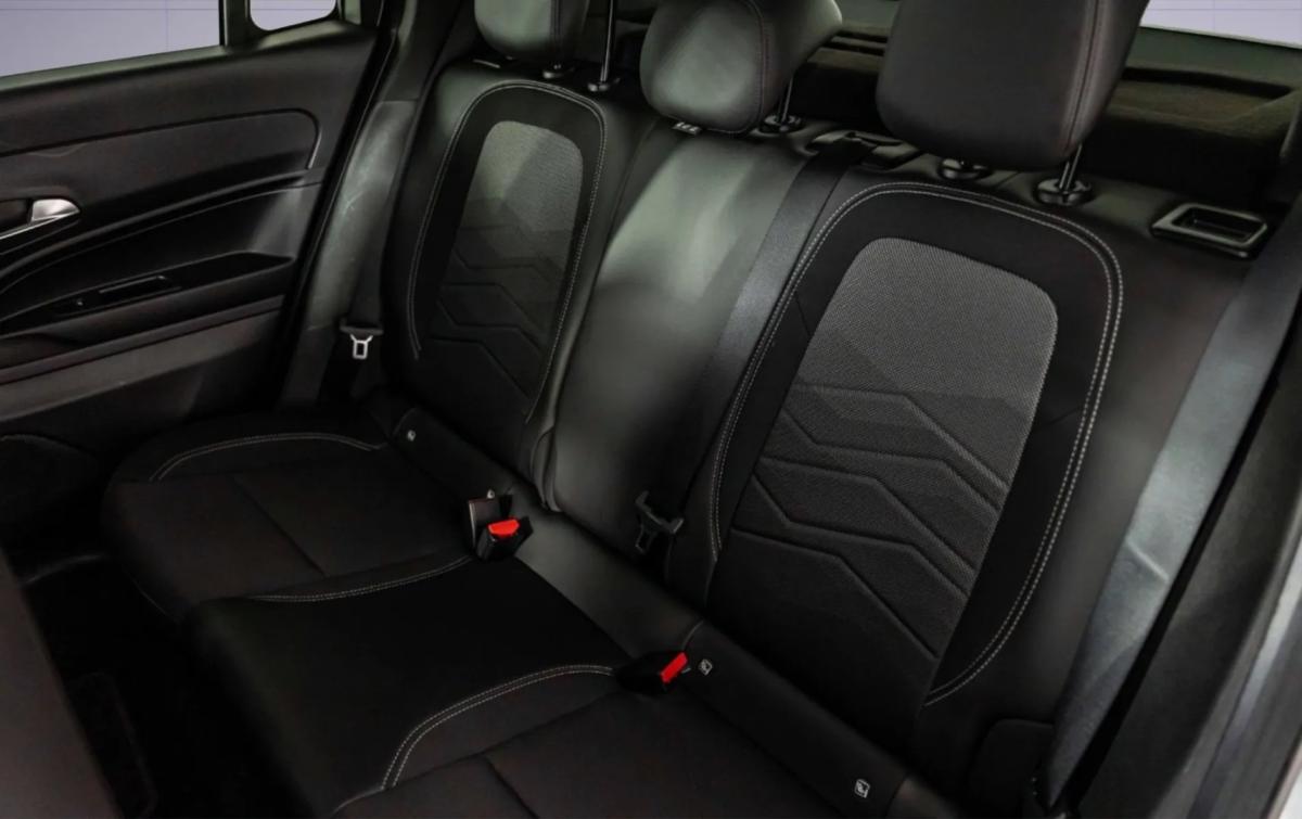jeep-avenger-2025-eletrico-0cc