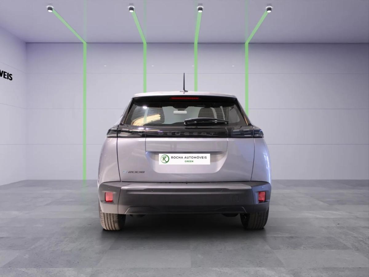 peugeot-e-2008-2024-eletrico-0cc