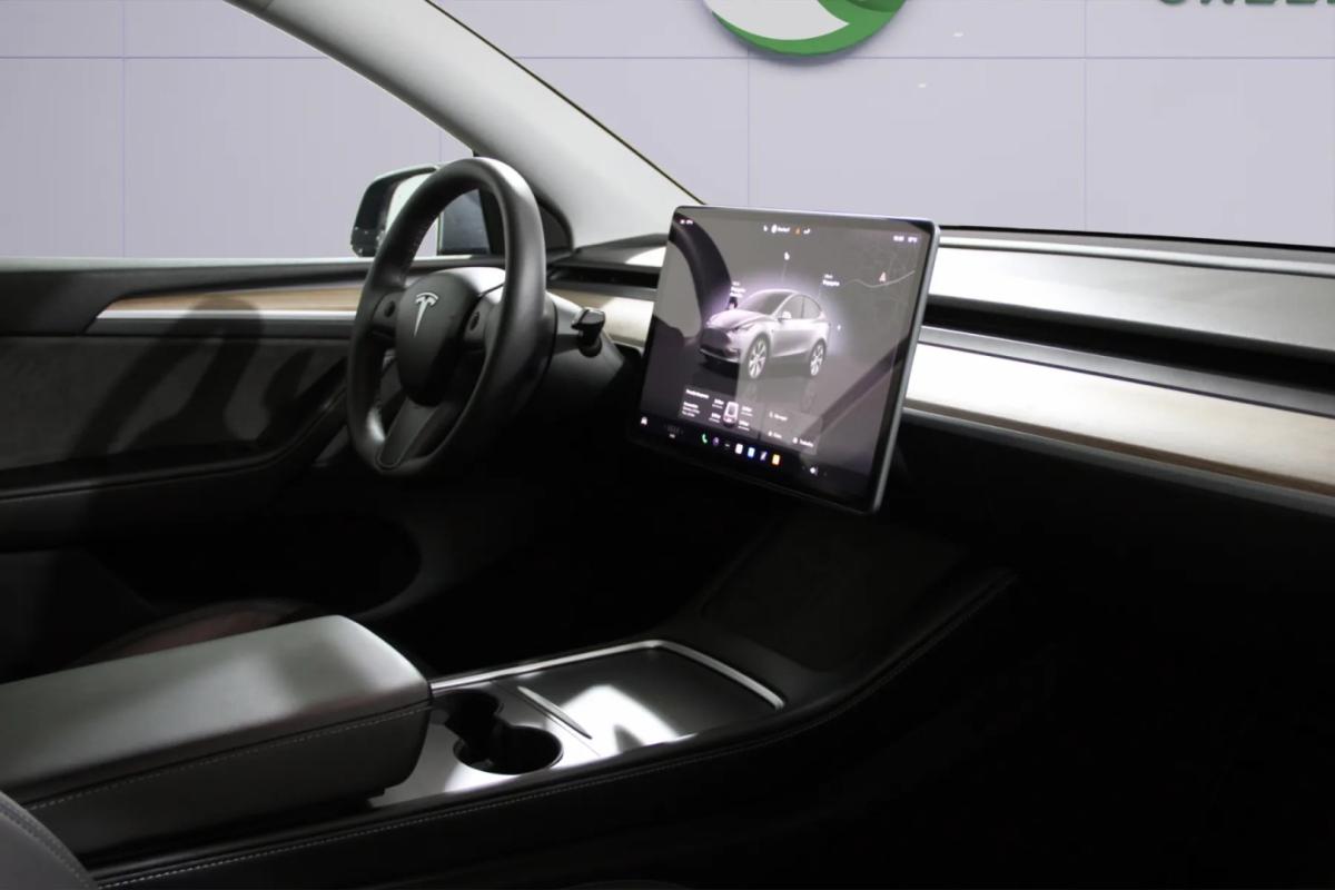 tesla-model-y-2023-eletrico-0cc