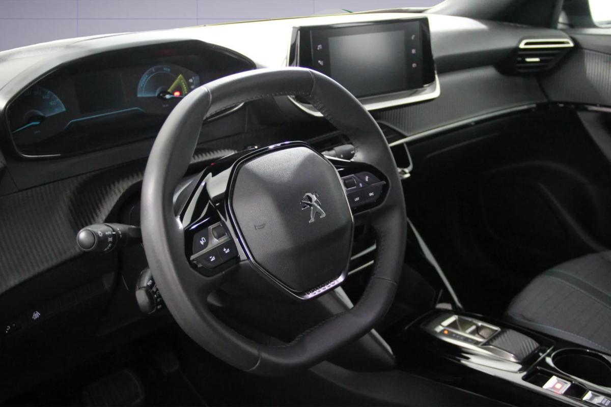 peugeot-e-2008-2023-eletrico-0cc