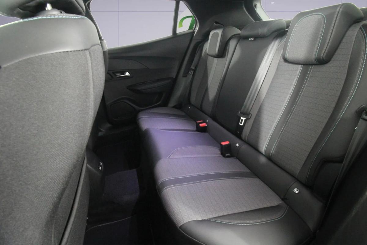 peugeot-e-2008-2023-eletrico-0cc