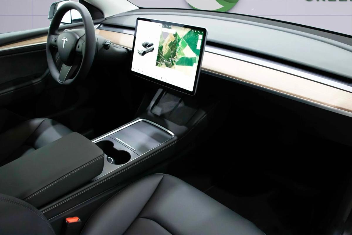 tesla-model-y-2022-eletrico-0cc