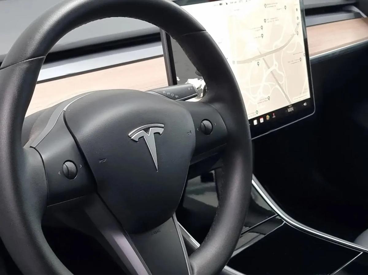 tesla-model-3-2021-eletrico-0cc