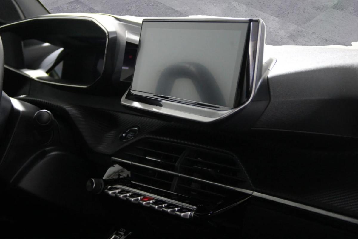 peugeot-e-2008-2023-eletrico-0cc