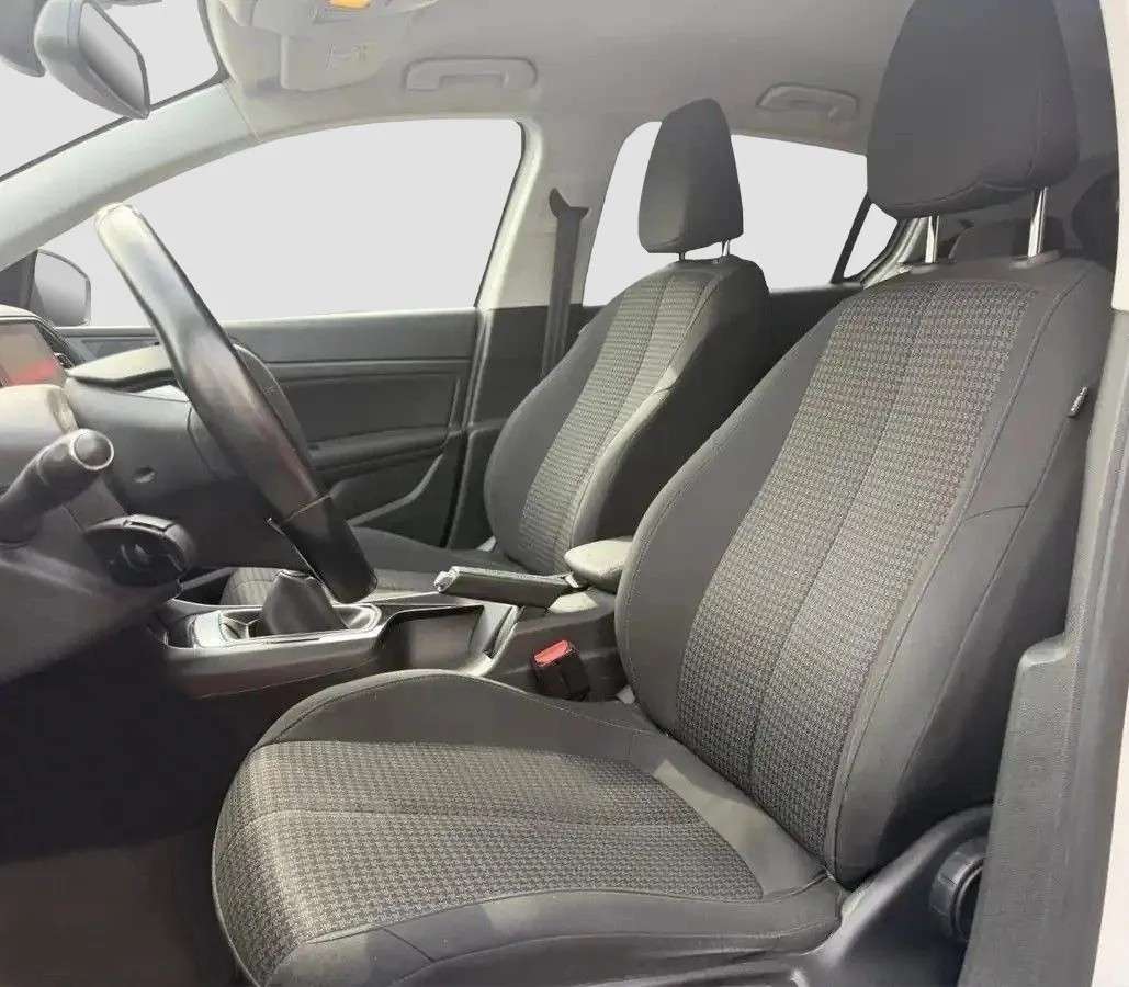 peugeot-308-2019-gasolina-1199cc