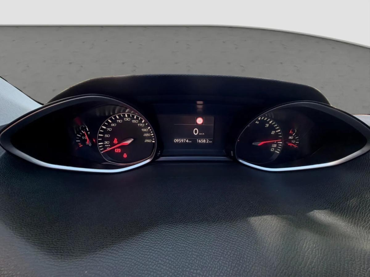 peugeot-308-2019-gasolina-1199cc