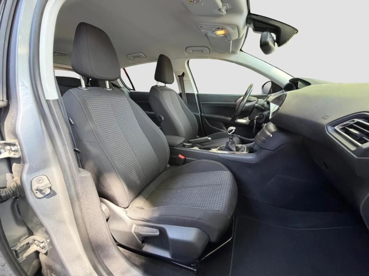 peugeot-308-2019-gasolina-1199cc