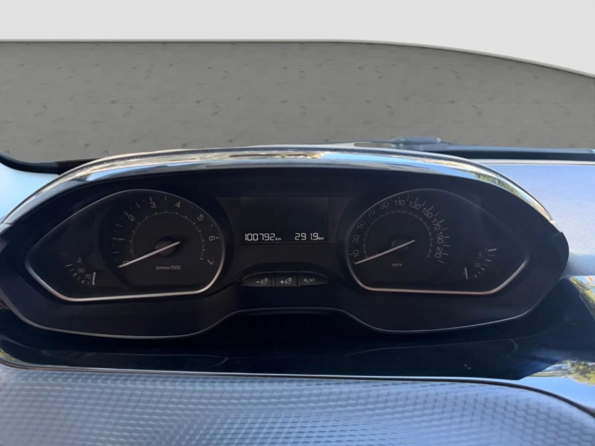 peugeot-2008-2017-gasolina-1199cc