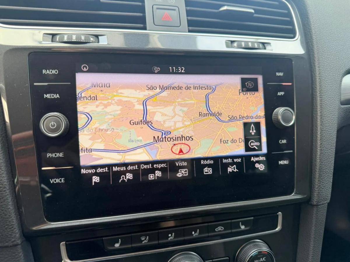 volkswagen-golf-variant-2019-diesel-1598cc