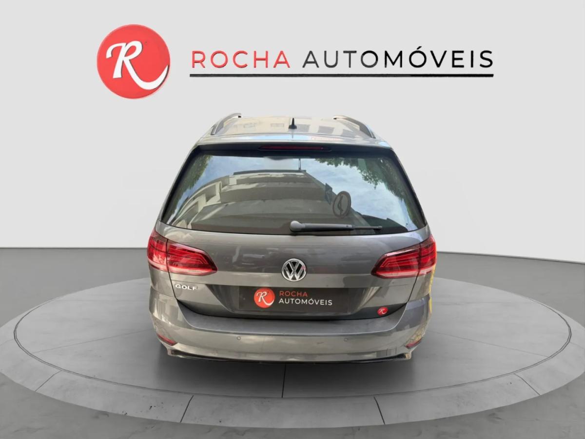volkswagen-golf-variant-2019-diesel-1598cc