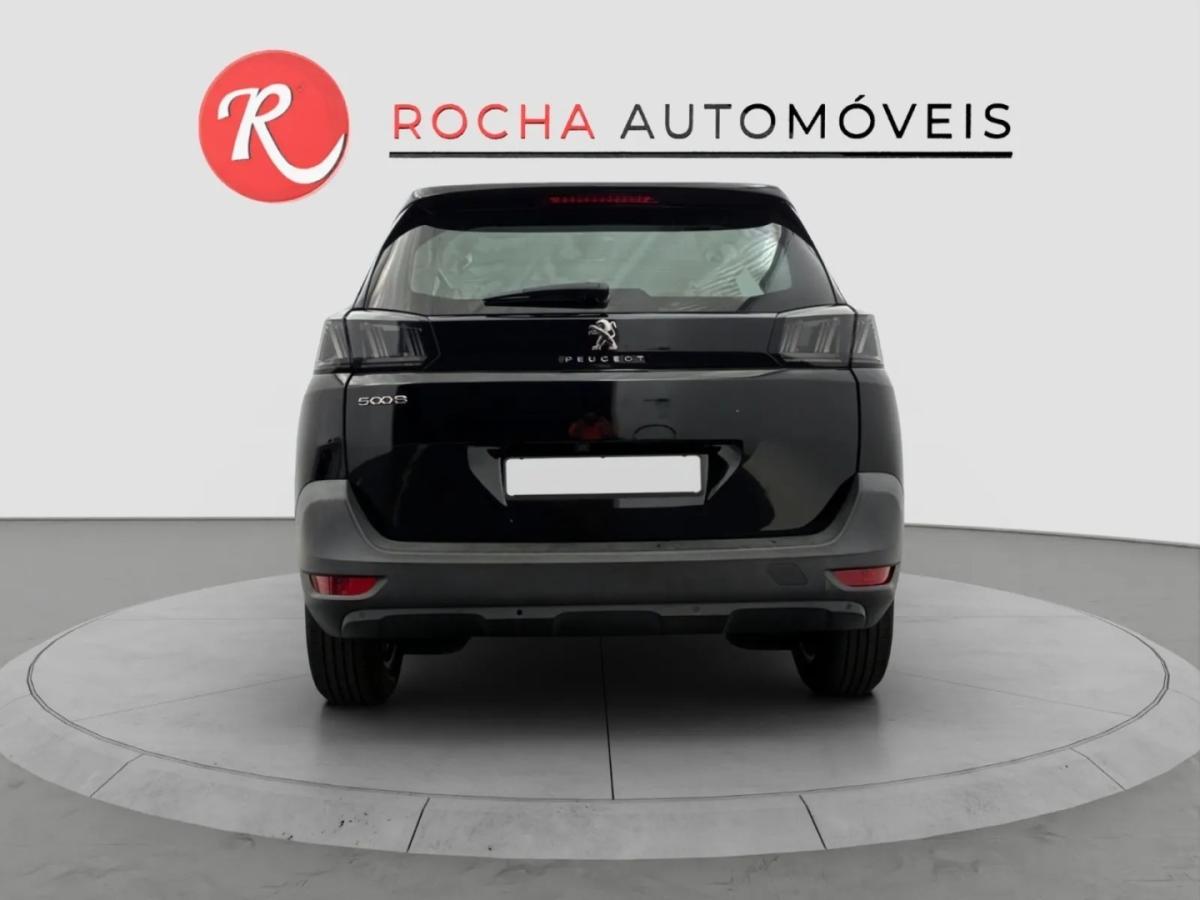 peugeot-5008-2023-gasolina-1199cc