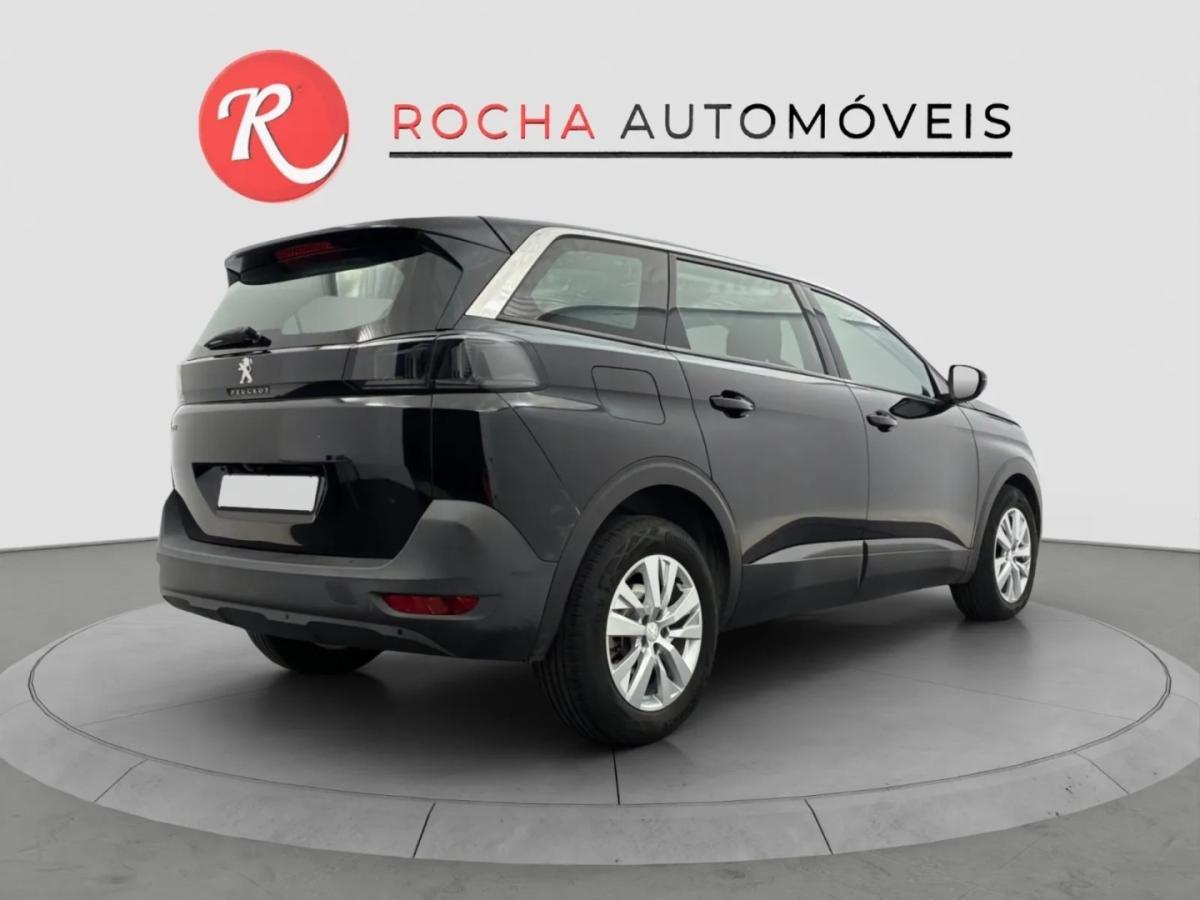 peugeot-5008-2023-gasolina-1199cc