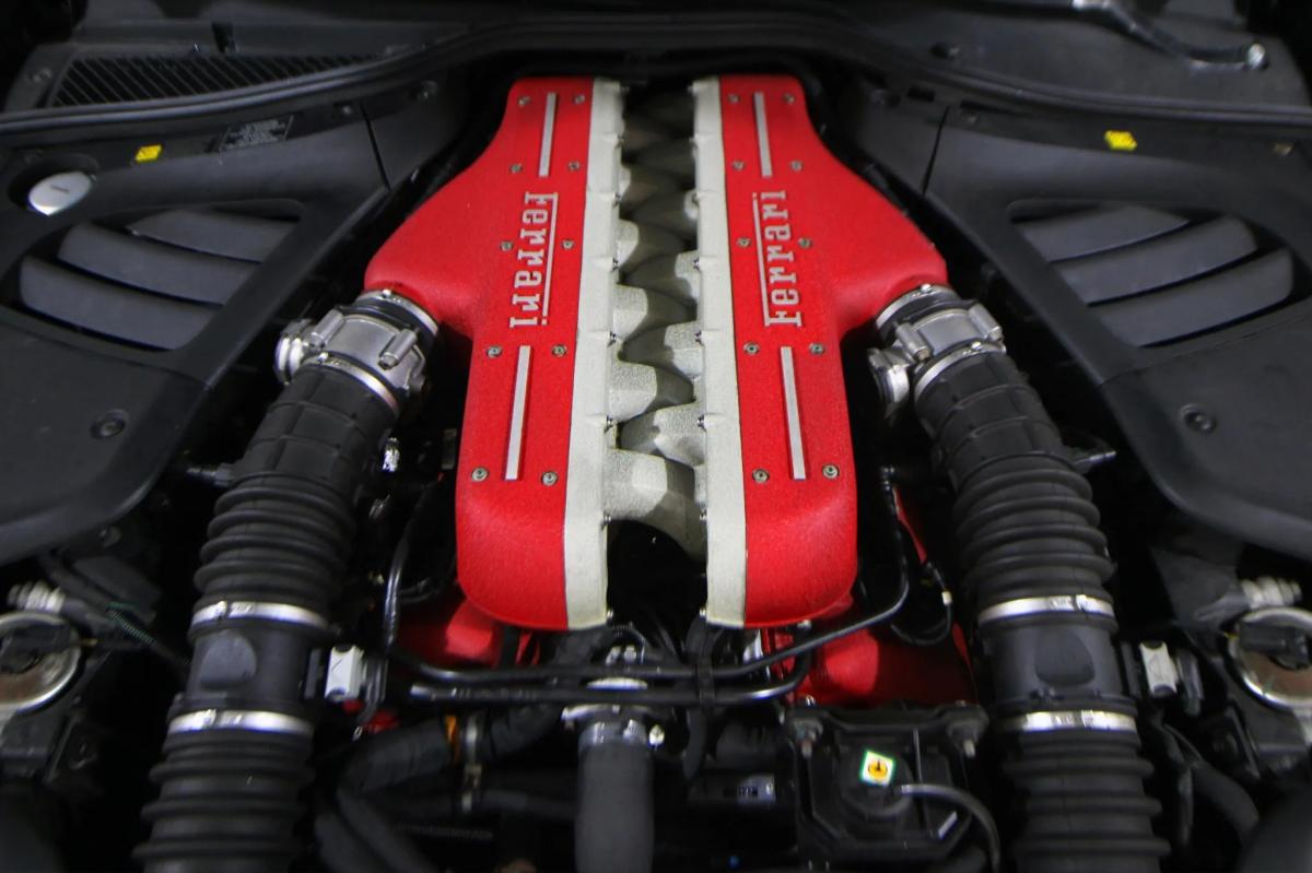 ferrari-ff-2015-gasolina-6262cc
